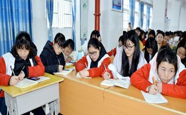 大专学历函授毕业自我鉴定3篇