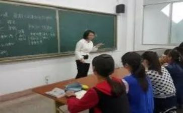 小学班主任教师年度考核个人总结2篇